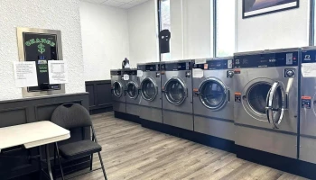 Gibbons laundromat - Gibbons