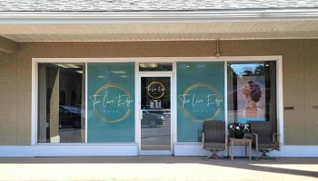The Live Edge Salon - Greenwood