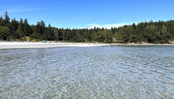 Tribune Bay Provincial Park - Hornby Island