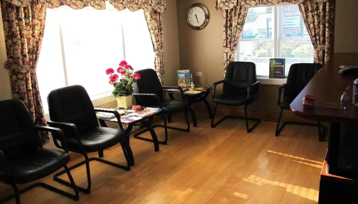Bancroft Denture Clinic -  By Owner - Bancroft