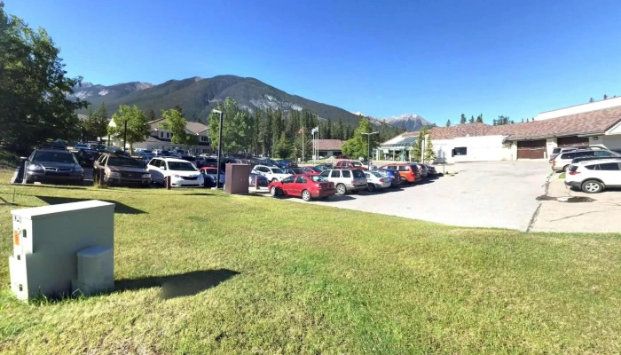 Banff Jasper Collection By Pursuit -  Street View 360deg - Banff
