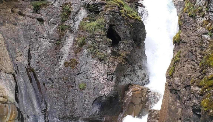 Banff Town Sign -  Johnston Canyon Lower Falls - Banff