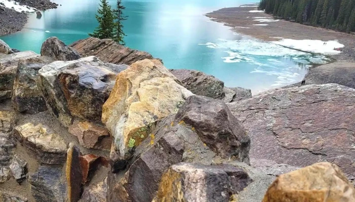 Banff Town Sign -  Moraine Lake - Banff