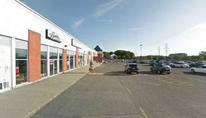 Brunet D Gauthier J P Paquin Pharm Prop Affilies Street View 360deg - Sorel-tracy