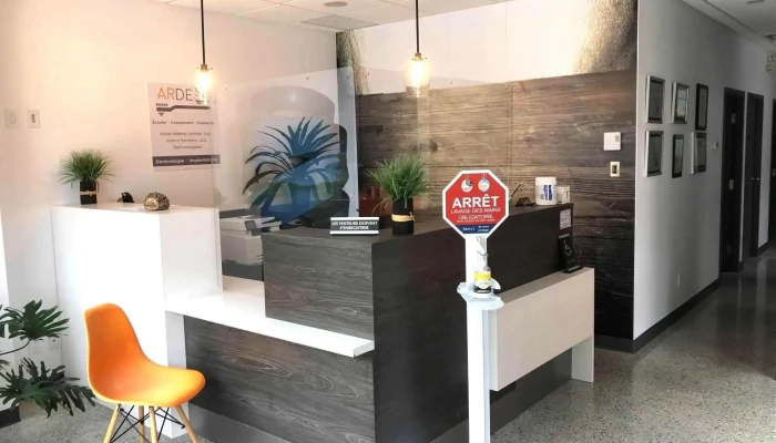 Clinique De Denturologie Bedford -  By Owner - Bedford