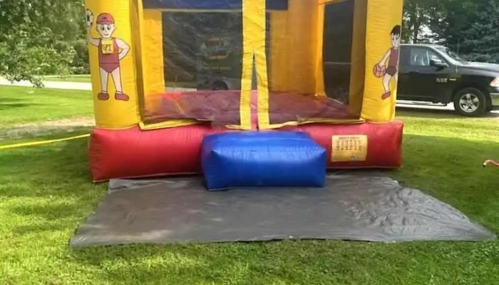 Dave's Bounce Castle Rentals - Glencoe