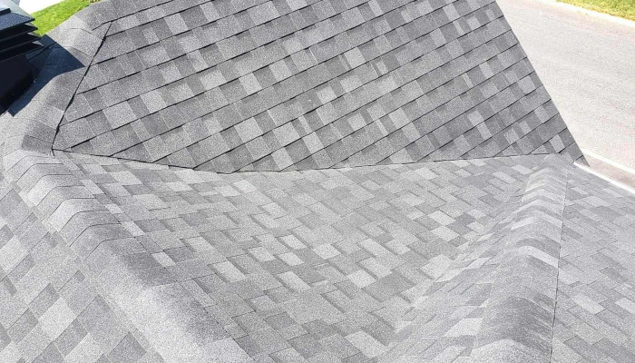 Dicaire Maitre Constructeur Reparation Et Refection De Toiture Ventilation Dentretoit House - Beloeil