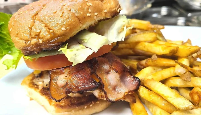 Eagles Nest Restaurant -  Food Drink - Bancroft