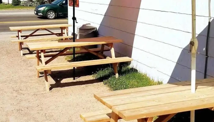 Eagles Nest Restaurant -  Vibe - Bancroft