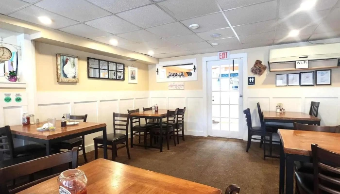 Eagles Nest Restaurant -  Website - Bancroft