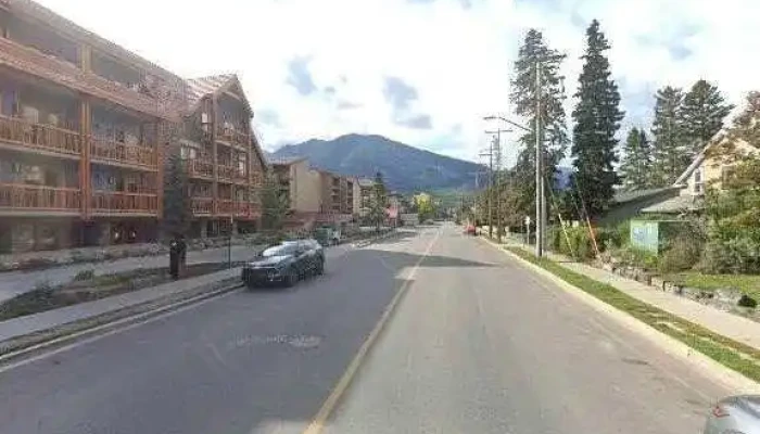 Emily Gladys Toll -   Breathwork Frequency Therapy Spiritual Coach Street View 360deg - Banff
