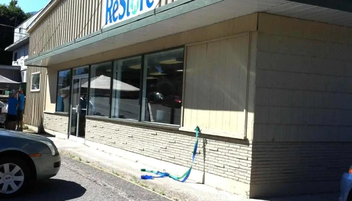 Grand Forks Restore: Habitat For Humanity Southeast Bc - Grand Forks