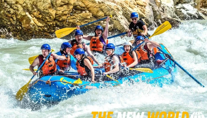 Hydra River Guides -    Booking Office All - Banff