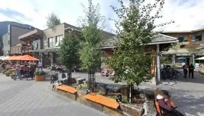 Hydra River Guides -    Booking Office Street View 360deg - Banff