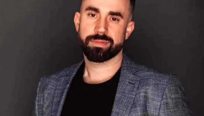 I Help You Write Things - Canada