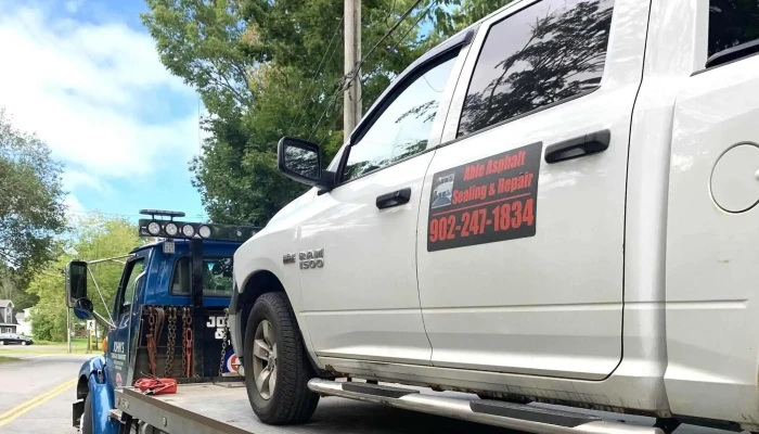 Johns Tire Service Sales Johns Towing Transport Ltd Info Has Phs Mechanic - Berwick