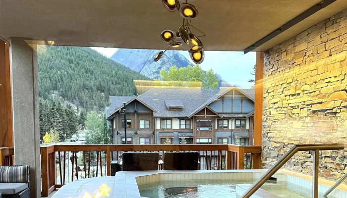 Meadow Spa Pools Area - Banff