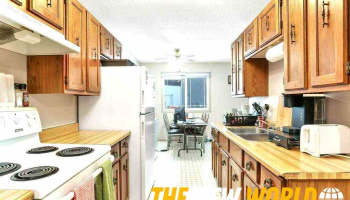 Melanie Barclay Realtor   Coldwell Banker Ontrack Realty Inside - Blackfalds