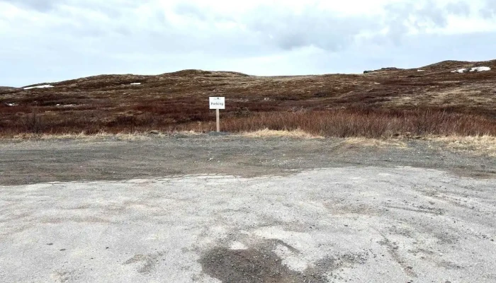 Parking area for Klondike Trail - Elliston