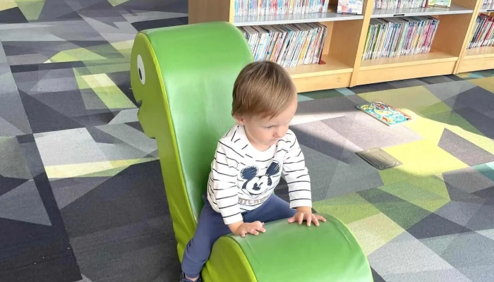 Servus Credit Union Public Library -    Blackfalds Library Photos - Blackfalds