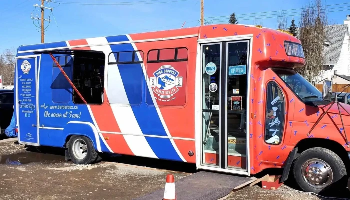 The Barber Bus Company -  Catalog - Black Diamond