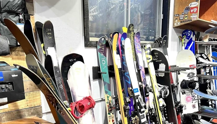 The Tune Shop -  Videos - Banff